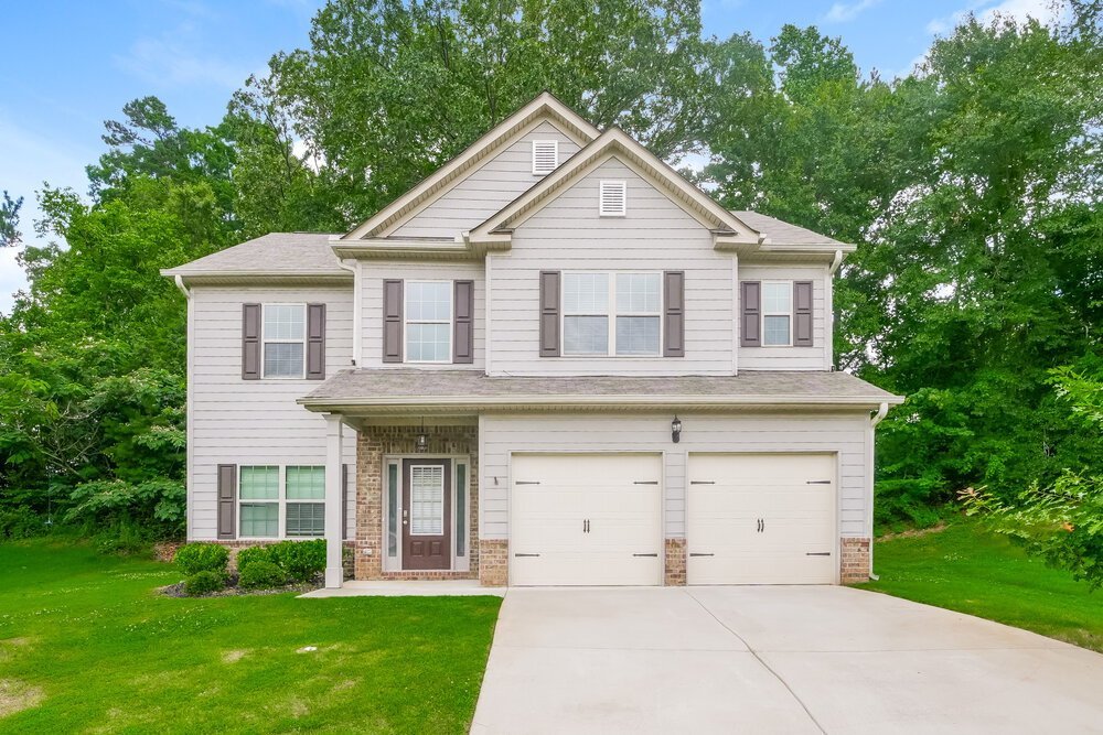 4-Bed Rental on 313 Kenmore Ct photo 1