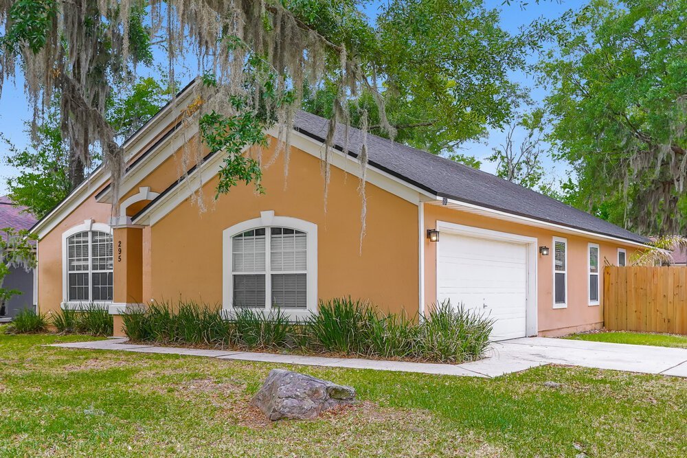 3-Bed Rental on 295 Turtle Dove photo 3