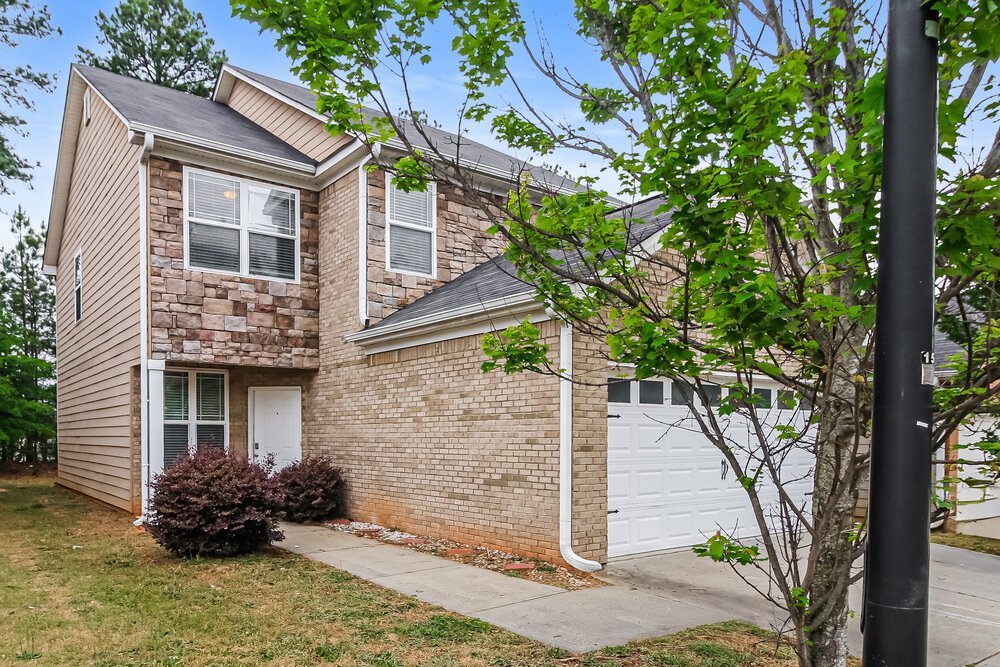 4-Bed Rental on 1510 Persimmon Trace photo 4
