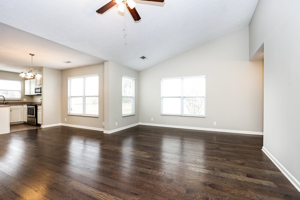3-Bed Rental on 1845 Brookmeadow Ln photo 4