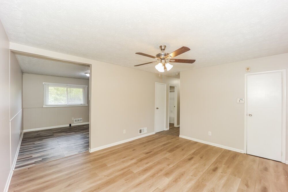 3-Bed Rental on 8970 Cornell Drive photo 4