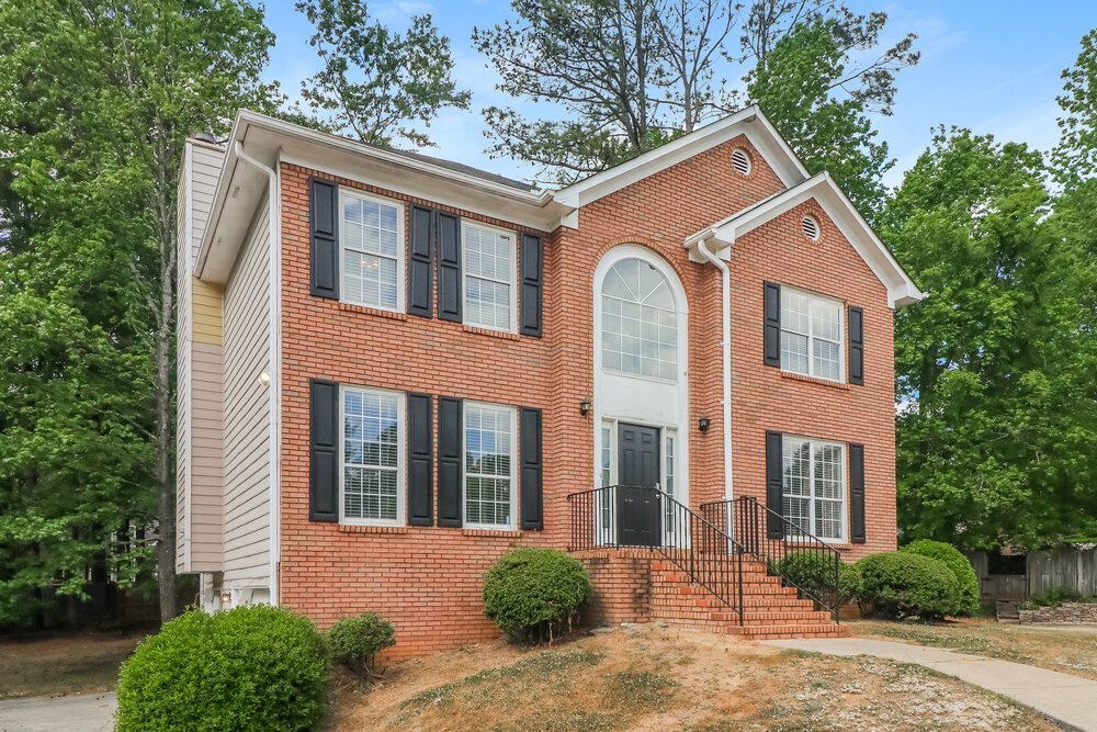 3-Bed Rental on 2446 Letha Ln photo 5