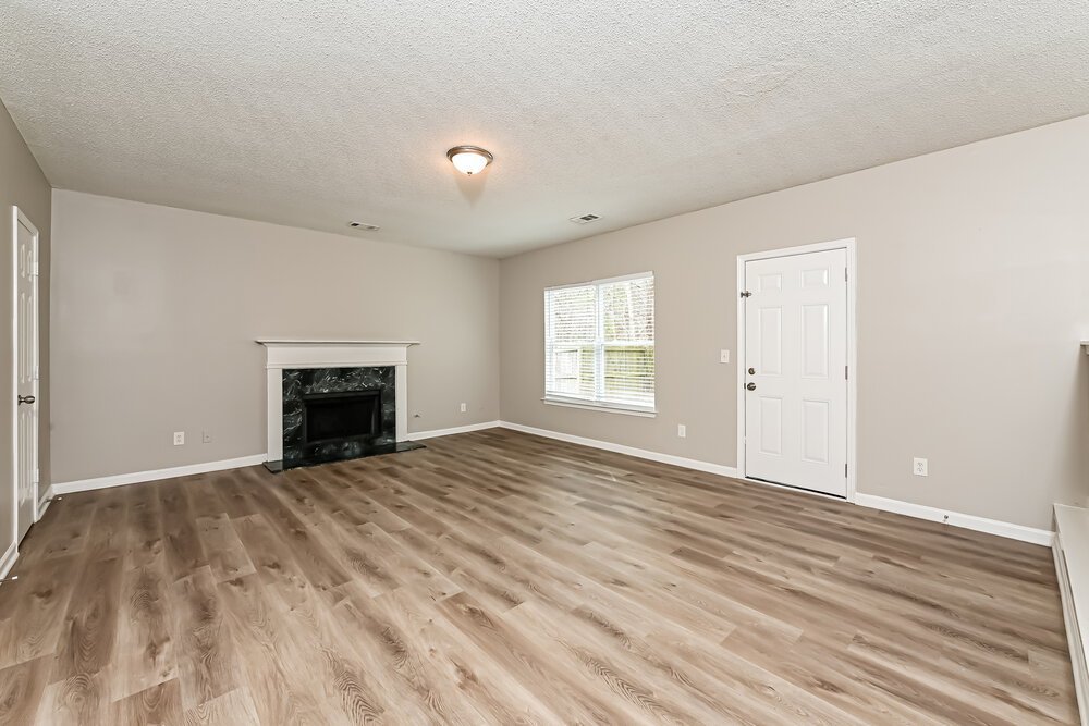 3-Bed Rental on 4725 Bridle Point photo 5