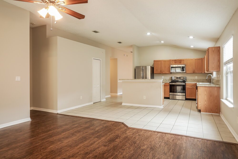 3-Bed Rental on 295 Turtle Dove photo 5