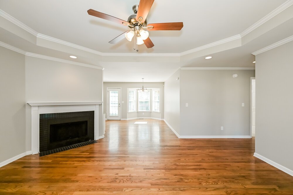 3-Bed Rental on 2810 Rachel Ln photo 5
