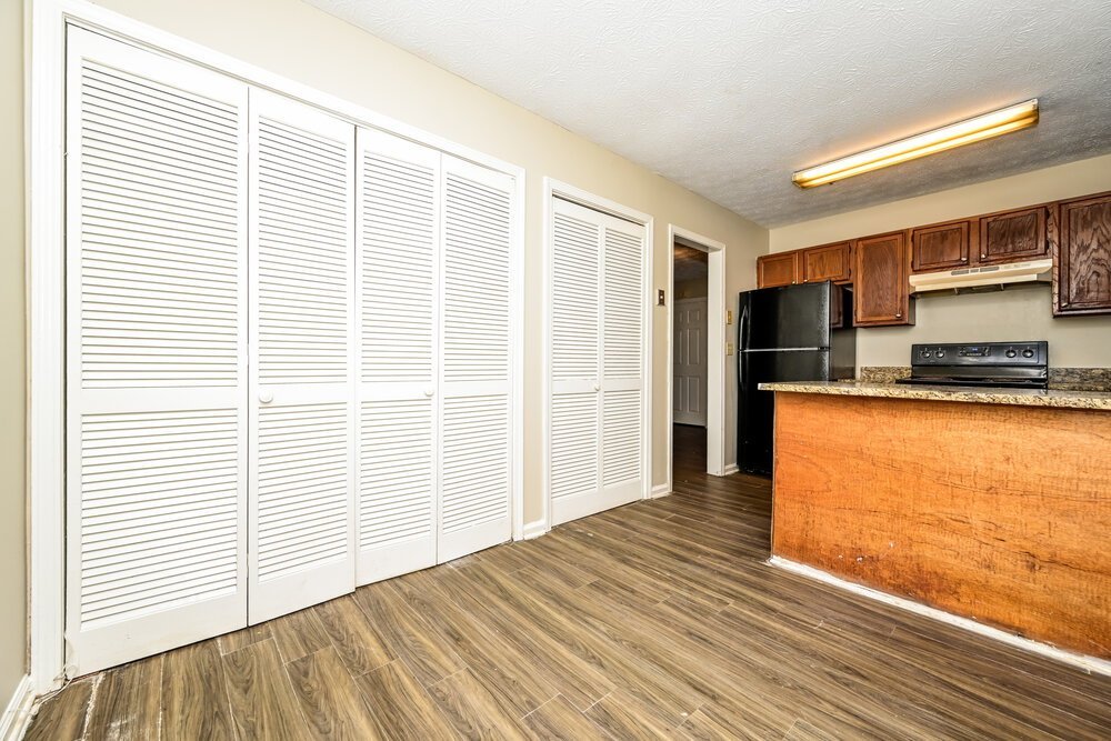 3-Bed Rental on 5796 Trent Walk photo 6