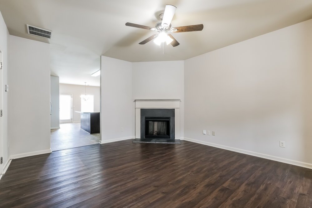 4-Bed Rental on 1314 Little Hampton photo 6