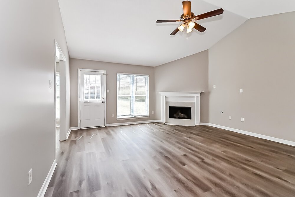 3-Bed Rental on 1670 Timber Creek photo 6