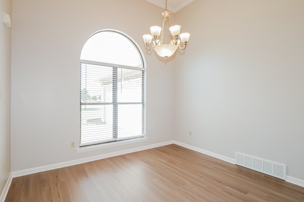 3-Bed Rental on 60 Willow Crest photo 7
