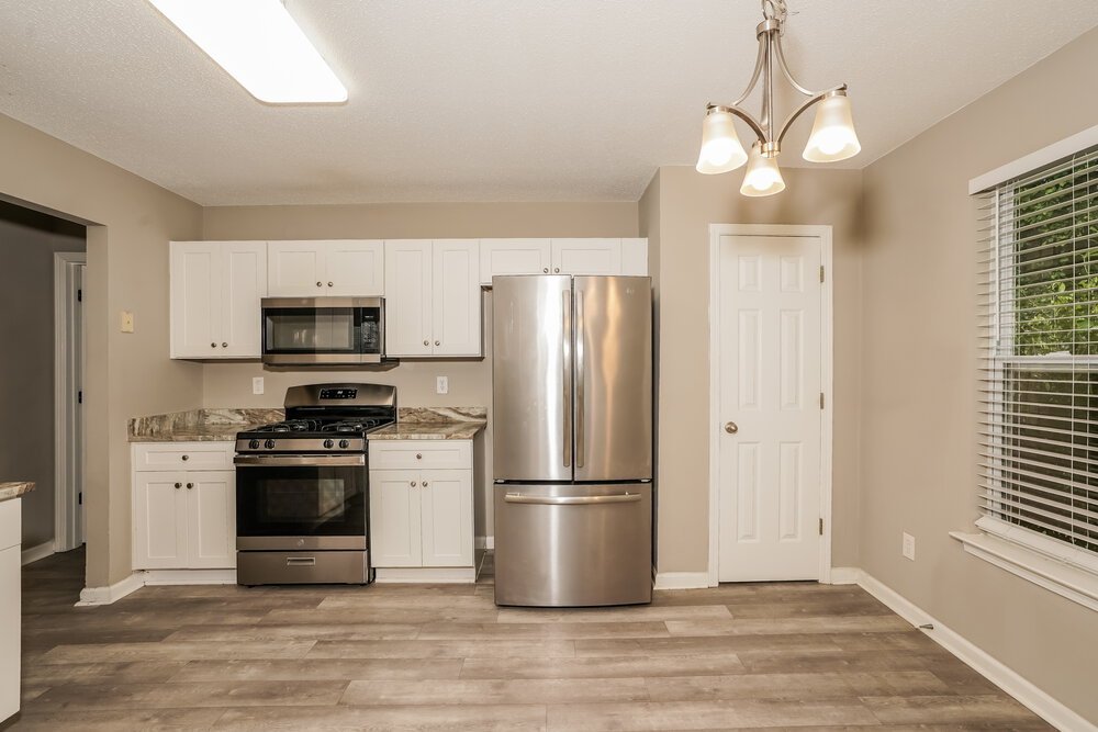 3-Bed Rental on 206 Nadia Ct photo 7