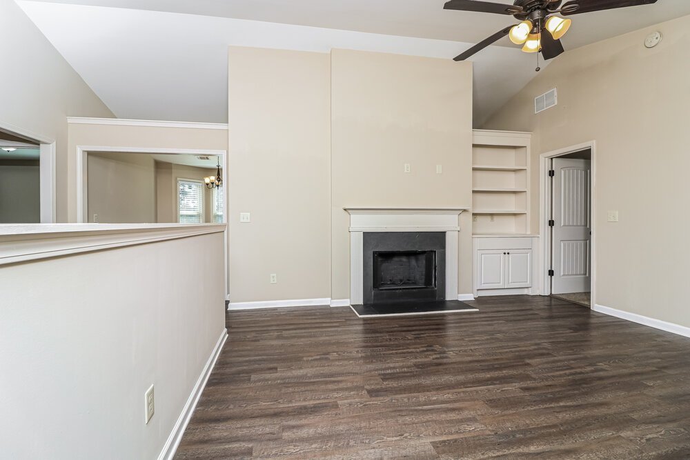 5-Bed Rental on 981 West Avenue photo 7