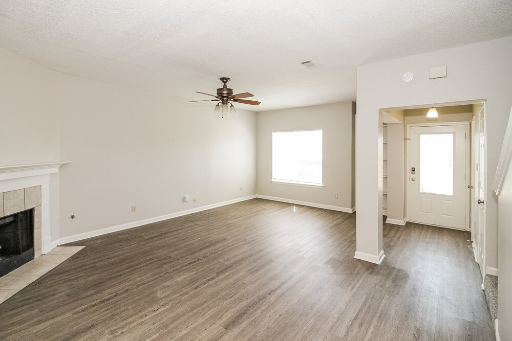 3-Bed Rental on 7899 Brady Creek photo 7