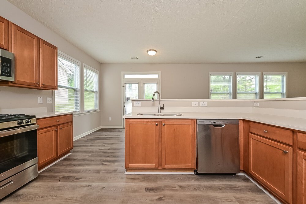 4-Bed Rental on 7190 Flagstone Pl photo 7