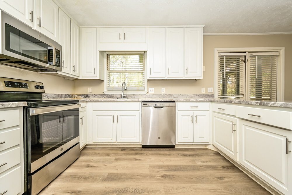 4-Bed Rental on 120 Tanglewood Dr photo 7