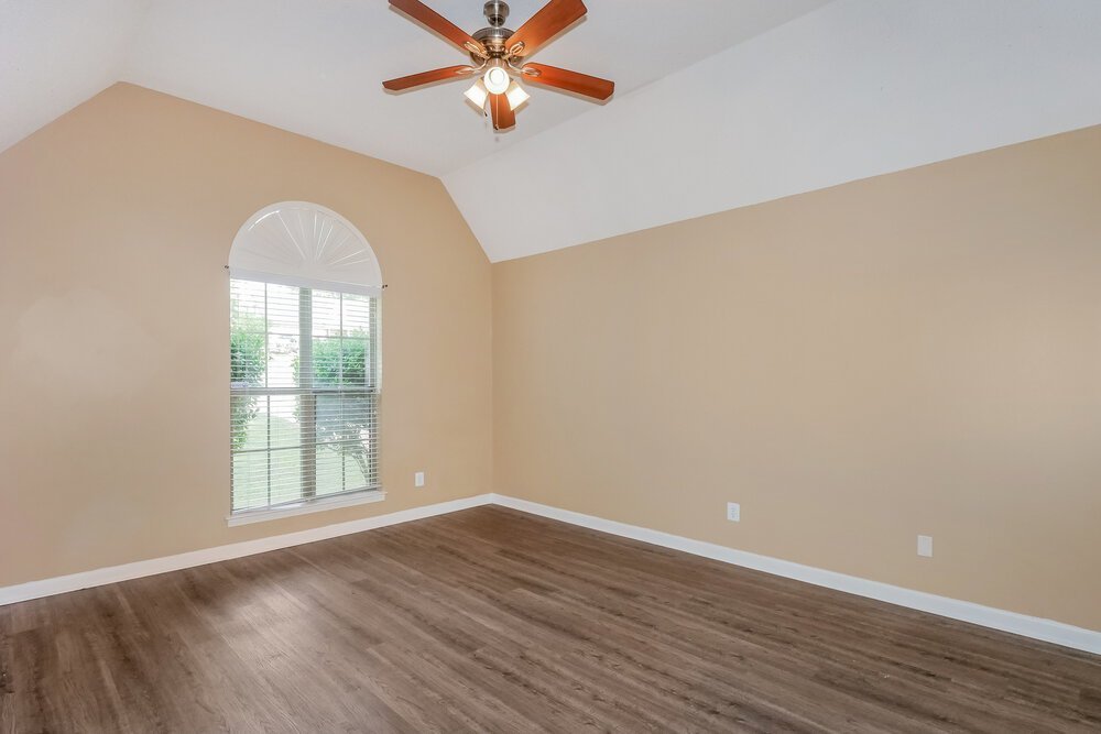 3-Bed Rental on 6670 Tangleberry Cove photo 7