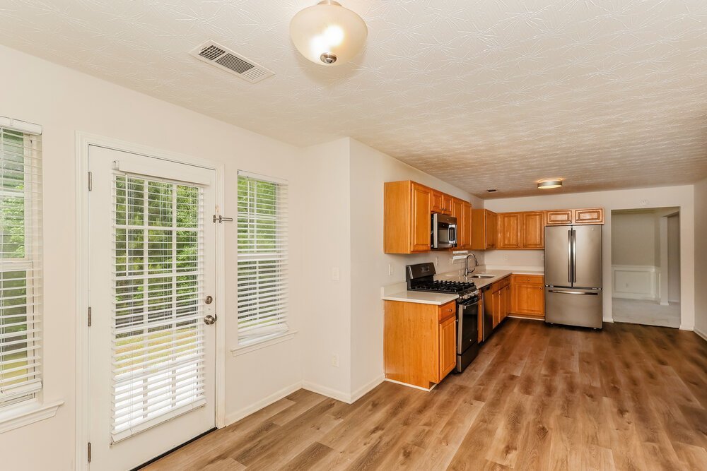 3-Bed Rental on 512 Tori Ct photo 8