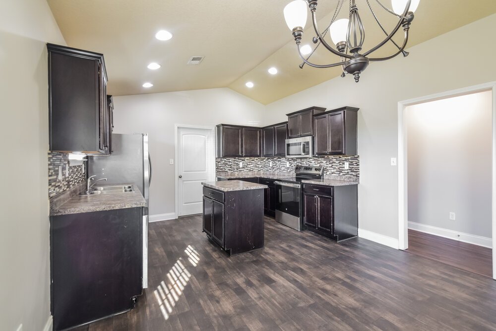 3-Bed Rental on 8759 Kimberly Dawn photo 8