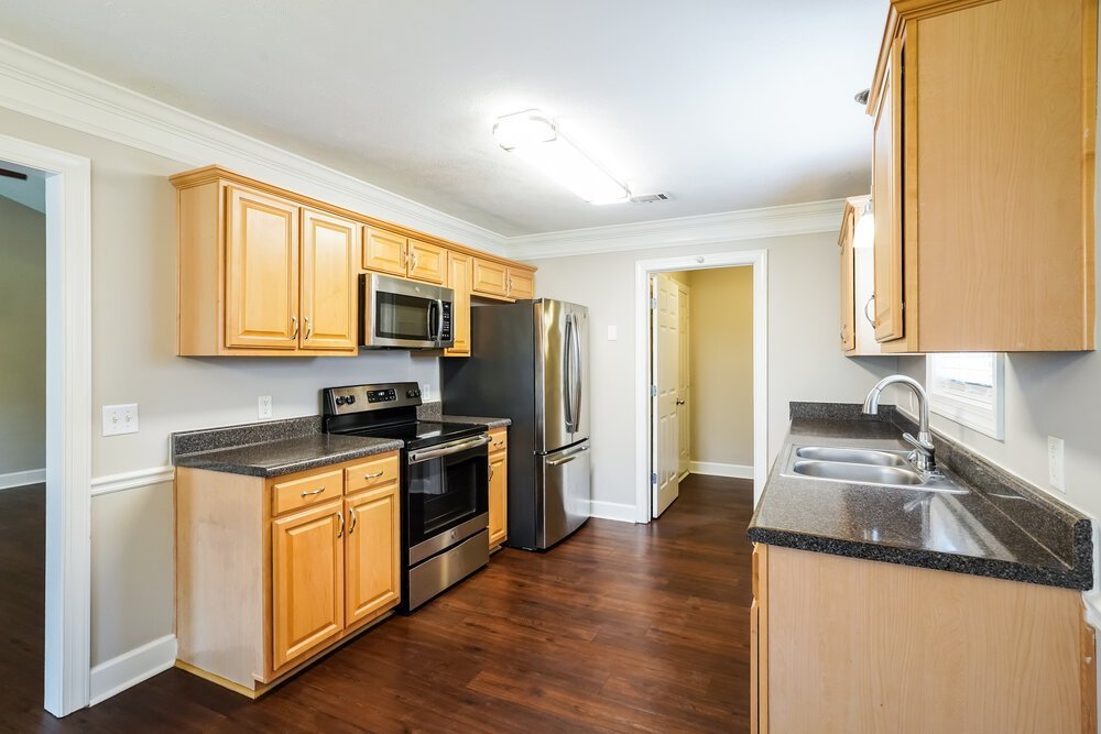 4-Bed Rental on 1636 Bridgecrest Dr photo 8
