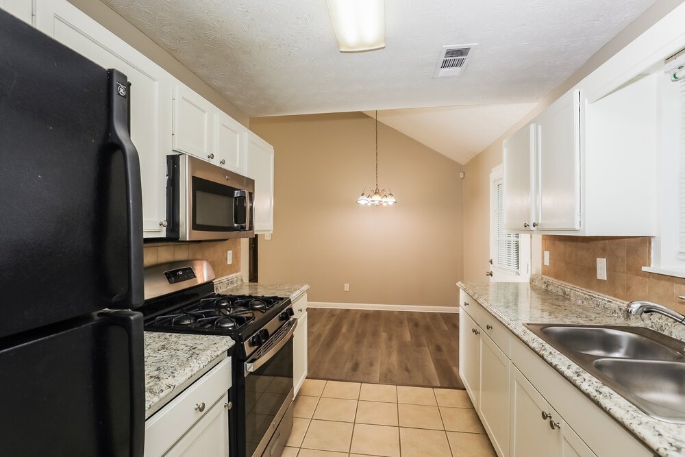 3-Bed Rental on 50 Wake Rd photo 8