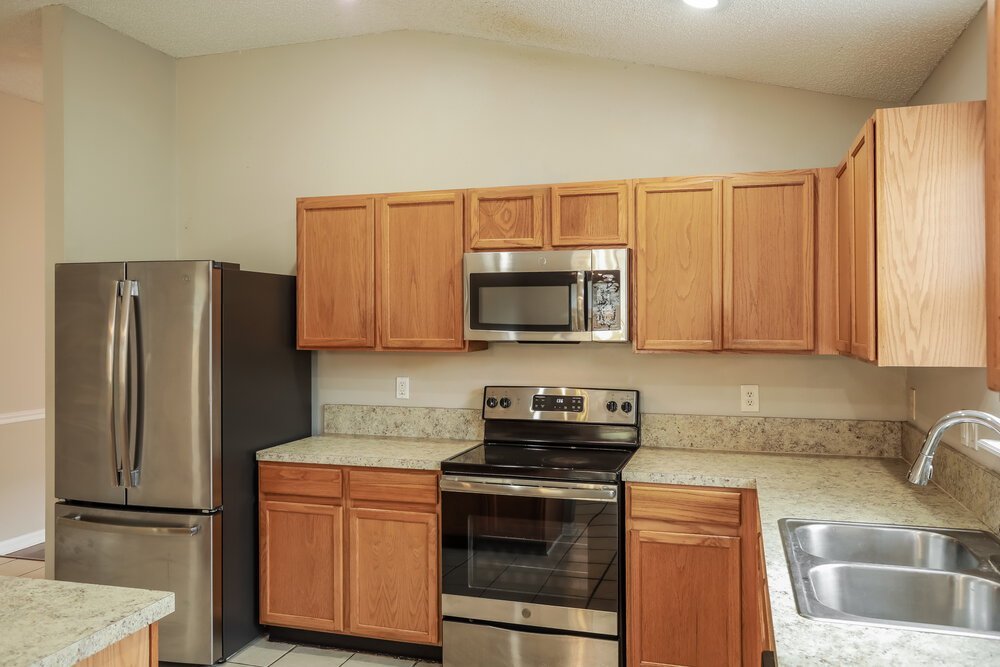 3-Bed Rental on 295 Turtle Dove photo 8