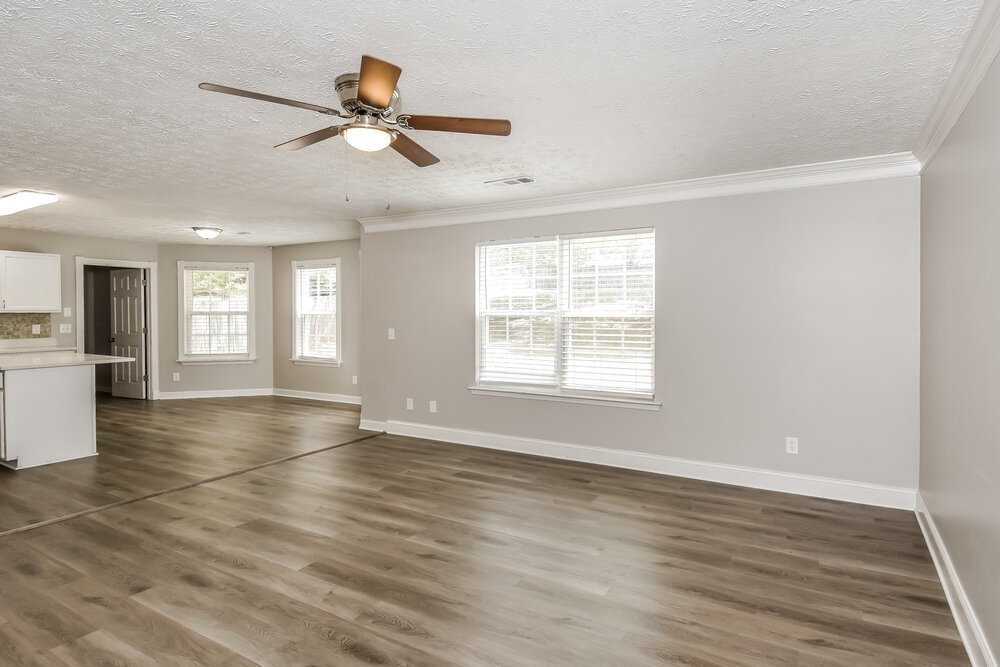 4-Bed Rental on 304 Westminster Dr photo 9