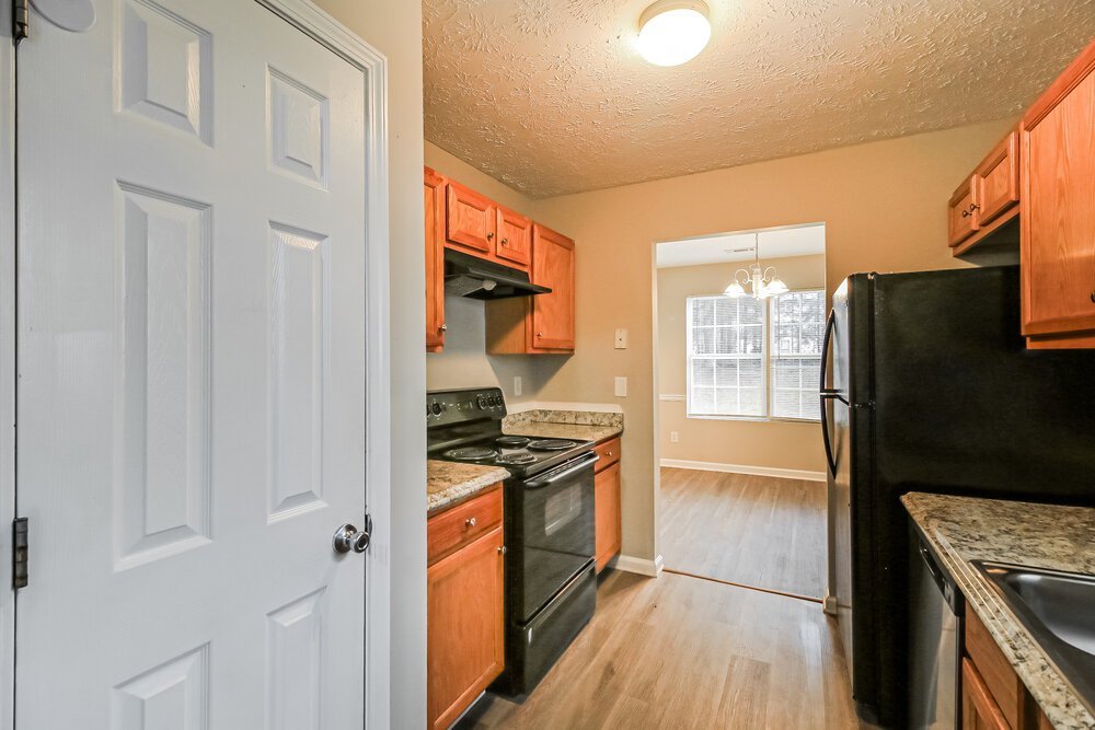 3-Bed Rental on 20 Carver Dr photo 9