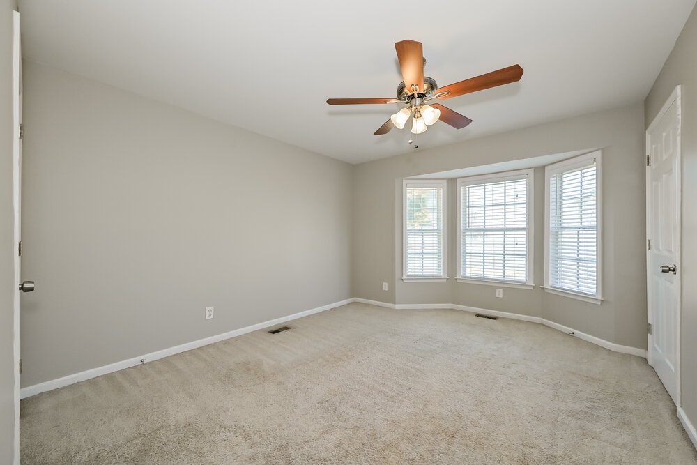 3-Bed Rental on 2810 Rachel Ln photo 9