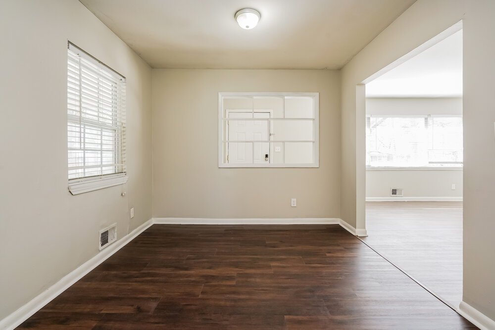 3-Bed Rental on 640 Oakdale Dr photo 9