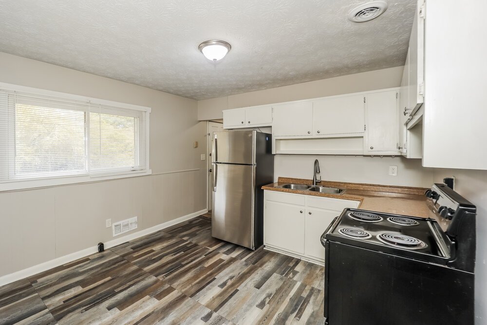 3-Bed Rental on 8970 Cornell Drive photo 9
