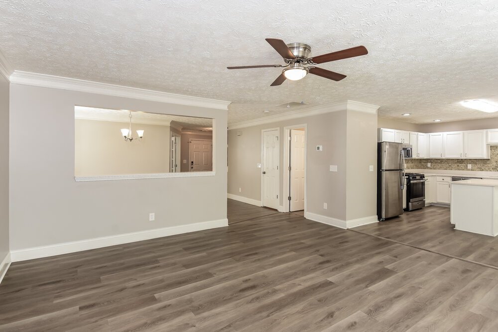 4-Bed Rental on 304 Westminster Dr photo 10