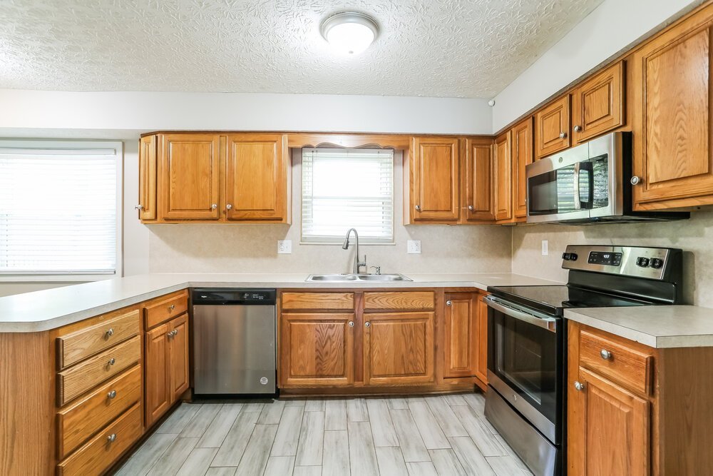 4-Bed Rental on 145 Timber Ridge photo 10