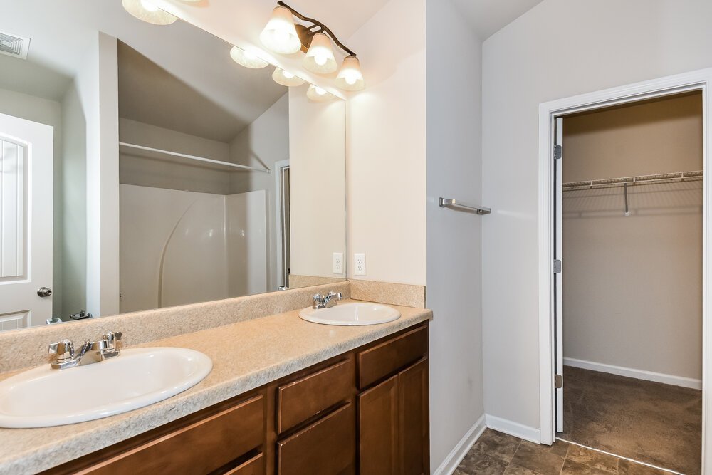 3-Bed Rental on 37 Samuel Way photo 10