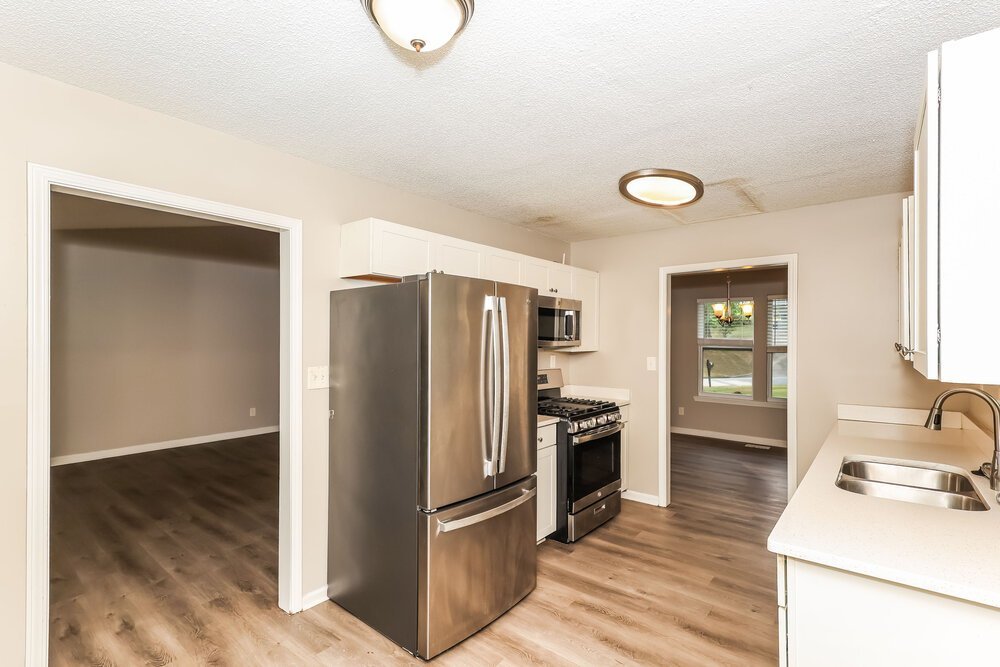 3-Bed Rental on 4110 Cranwood Dr photo 11