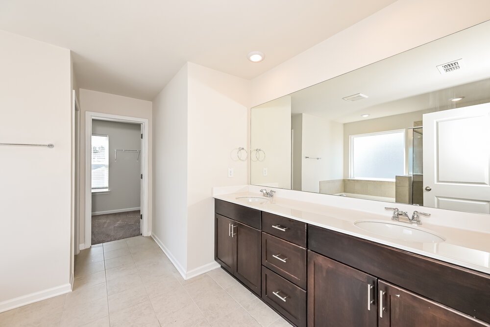 4-Bed Rental on 730 Sara Meadow photo 11
