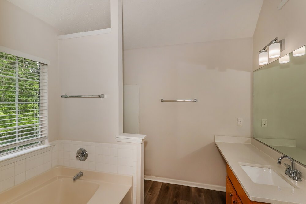 3-Bed Rental on 512 Tori Ct photo 11