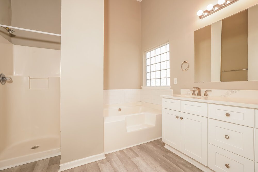 3-Bed Rental on 206 Nadia Ct photo 11