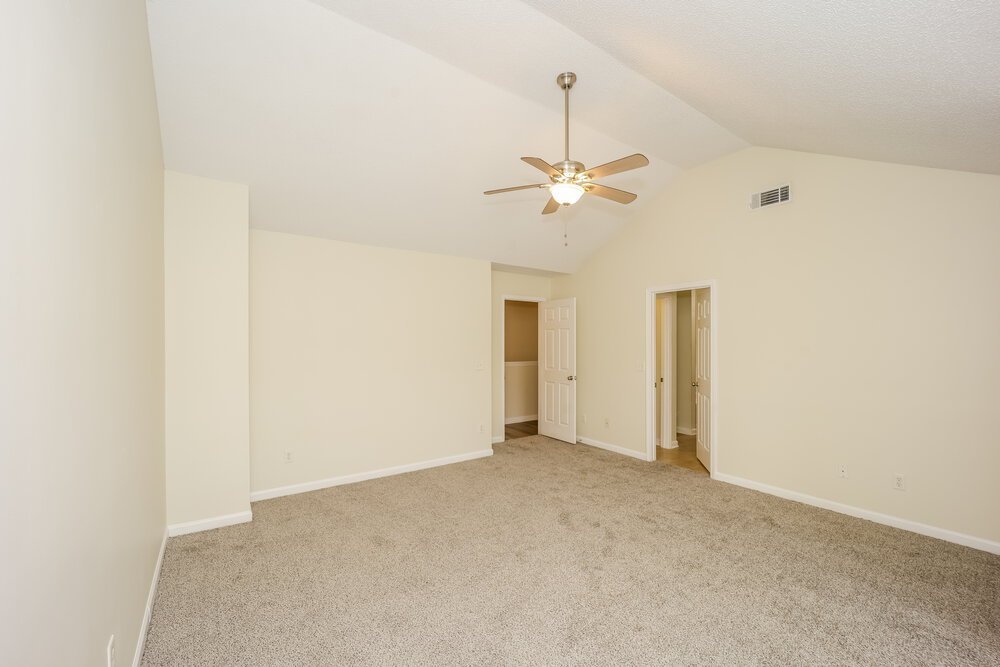 4-Bed Rental on 182 Seabreeze Ct photo 11