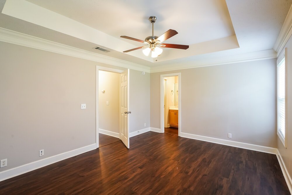 4-Bed Rental on 1636 Bridgecrest Dr photo 11