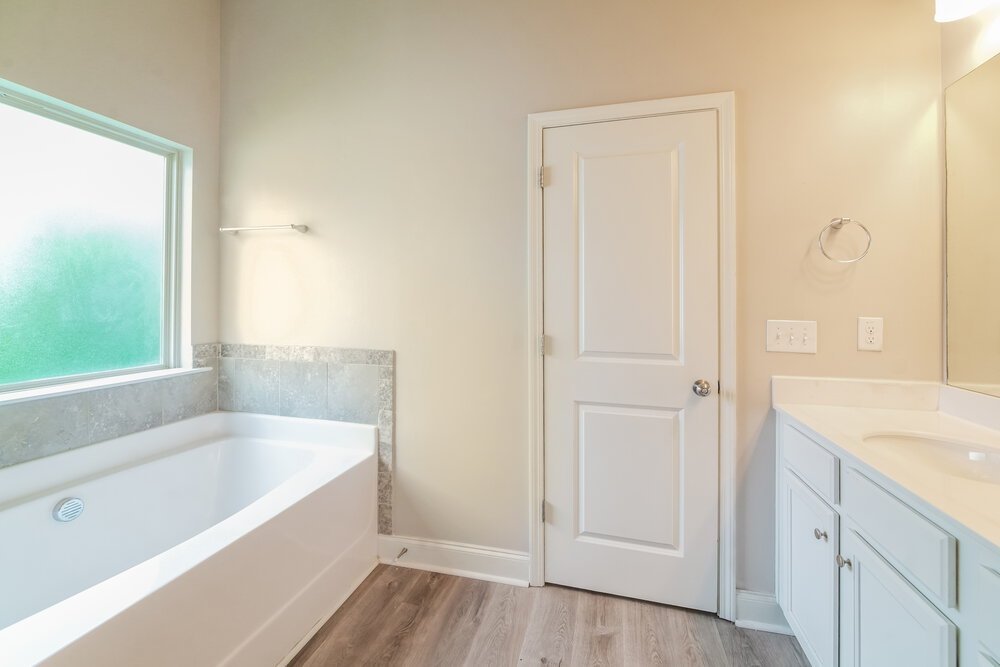 4-Bed Rental on 313 Kenmore Ct photo 12