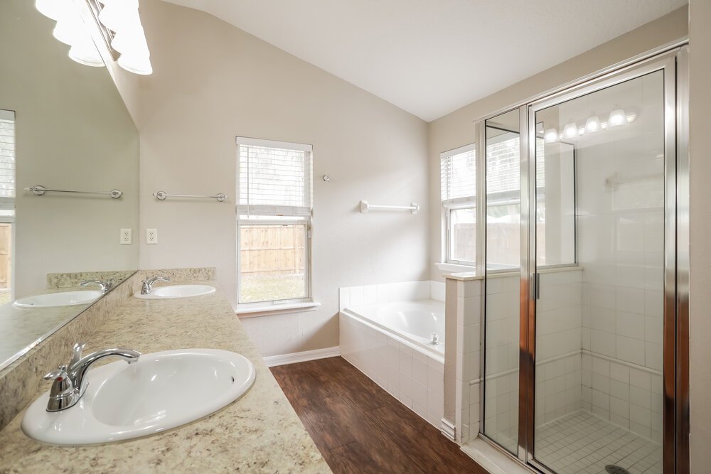 3-Bed Rental on 295 Turtle Dove photo 12