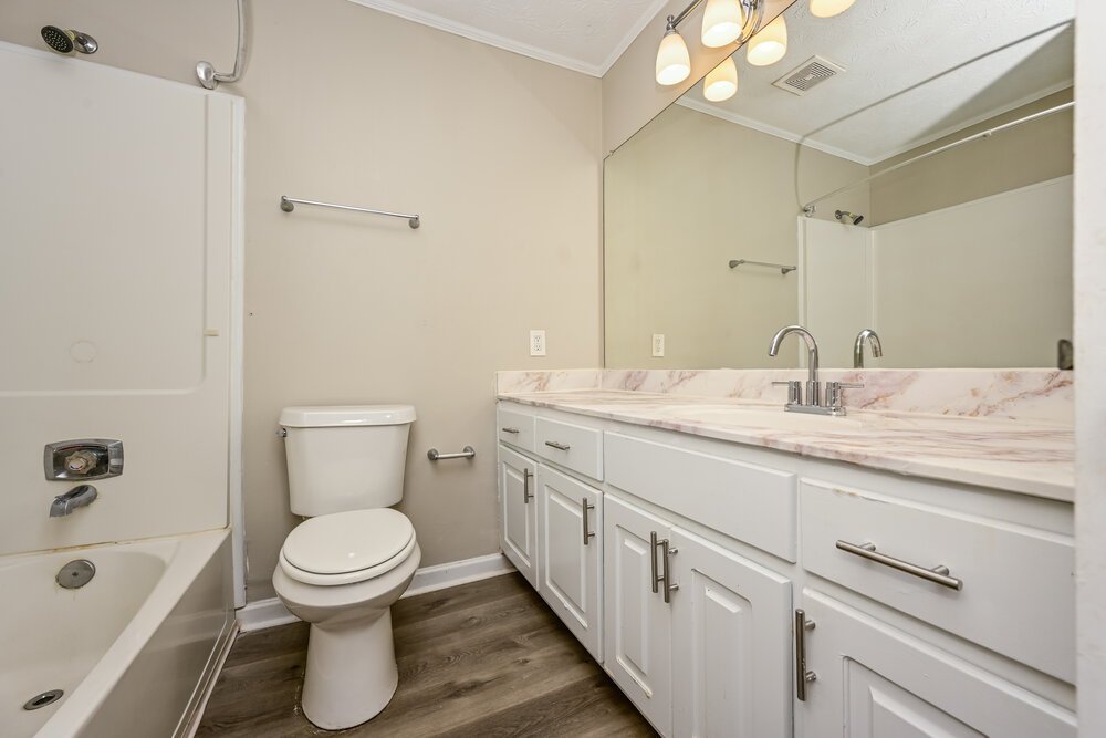 4-Bed Rental on 120 Tanglewood Dr photo 12
