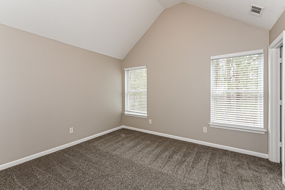 3-Bed Rental on 4725 Bridle Point photo 13