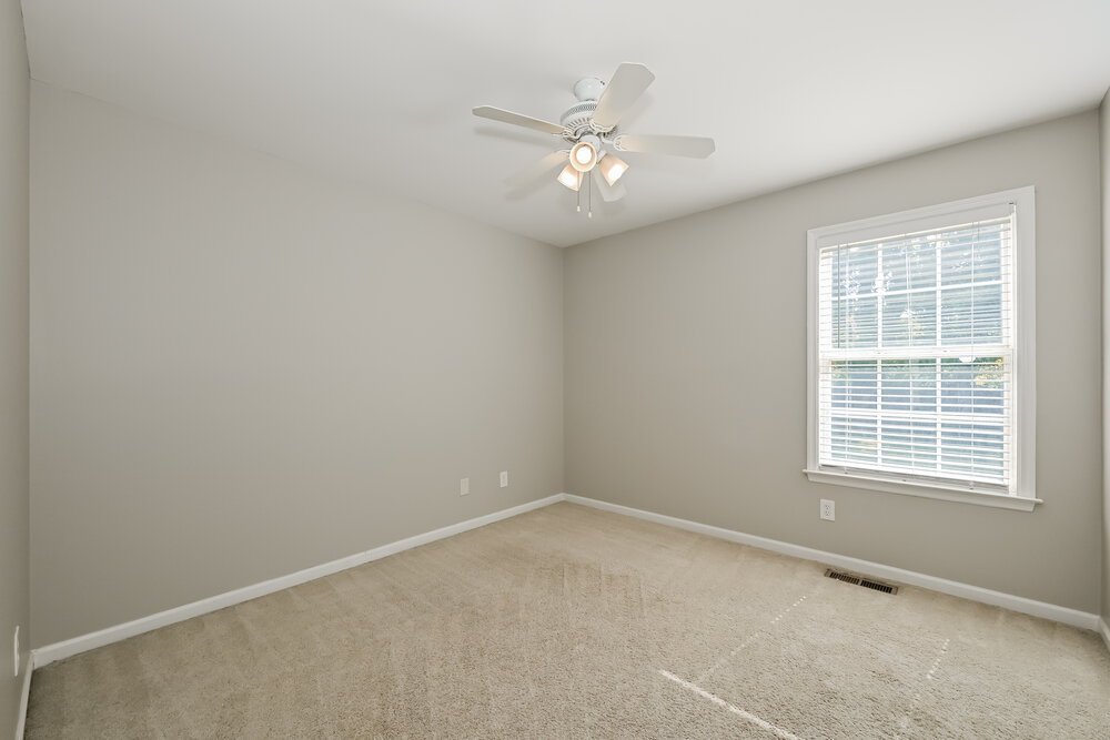 3-Bed Rental on 2810 Rachel Ln photo 13