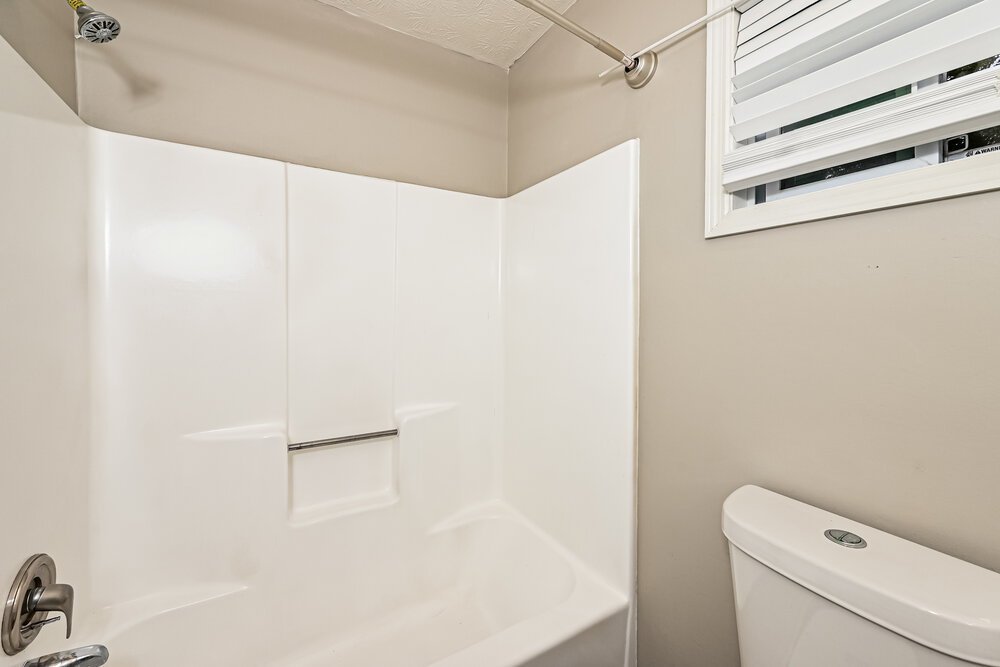 3-Bed Rental on 94 Timothy Ln photo 13