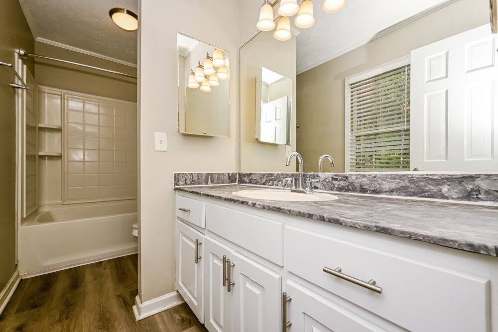 4-Bed Rental on 120 Tanglewood Dr photo 13