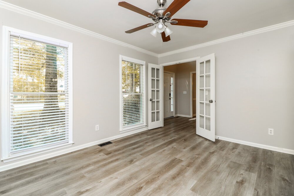 3-Bed Rental on 2308 October Ct photo 13