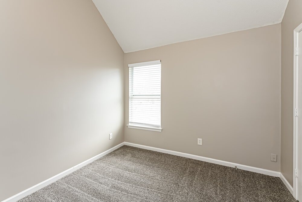3-Bed Rental on 4725 Bridle Point photo 14
