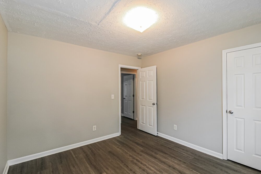 3-Bed Rental on 20 Carver Dr photo 14