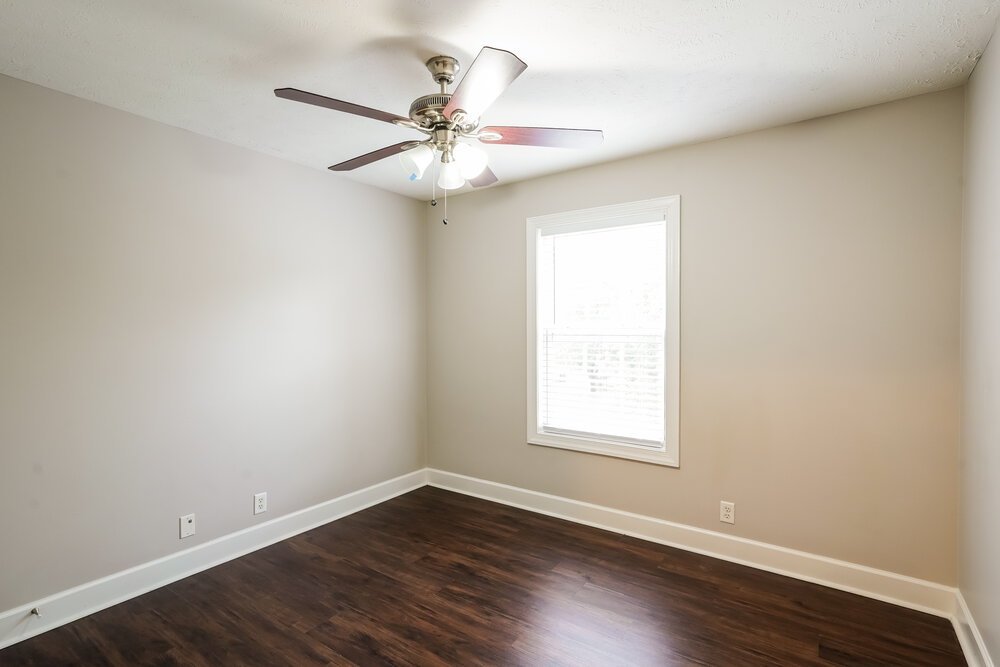 4-Bed Rental on 1636 Bridgecrest Dr photo 14