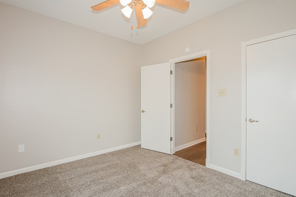 3-Bed Rental on 60 Willow Crest photo 14